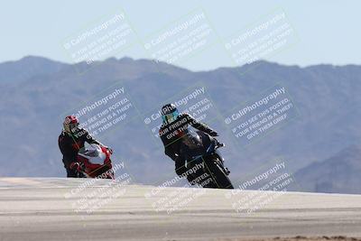 media/Oct-13-2025-Moto Forza (Mon) [[a66d839500]]/3-B Group/Session 4 (Turn 9)/